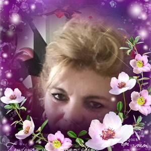 Meet your Posher, Dania